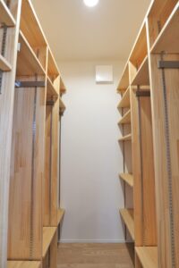 佐藤ホーム施工例2210ロッカー収納